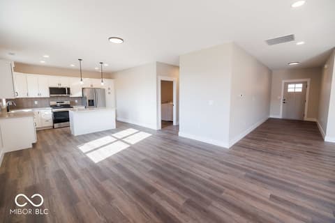 Living room at 110 Pin Oak Road, Spencer, IN