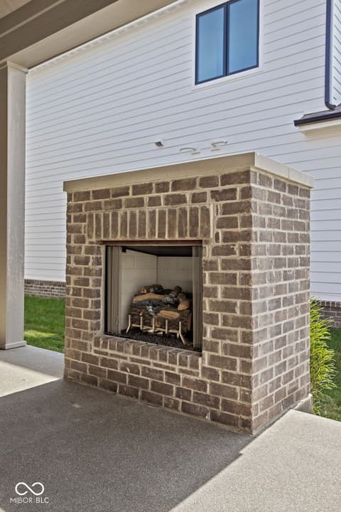 Outdoor living area at 17334 Ditch Road, Westfield, IN