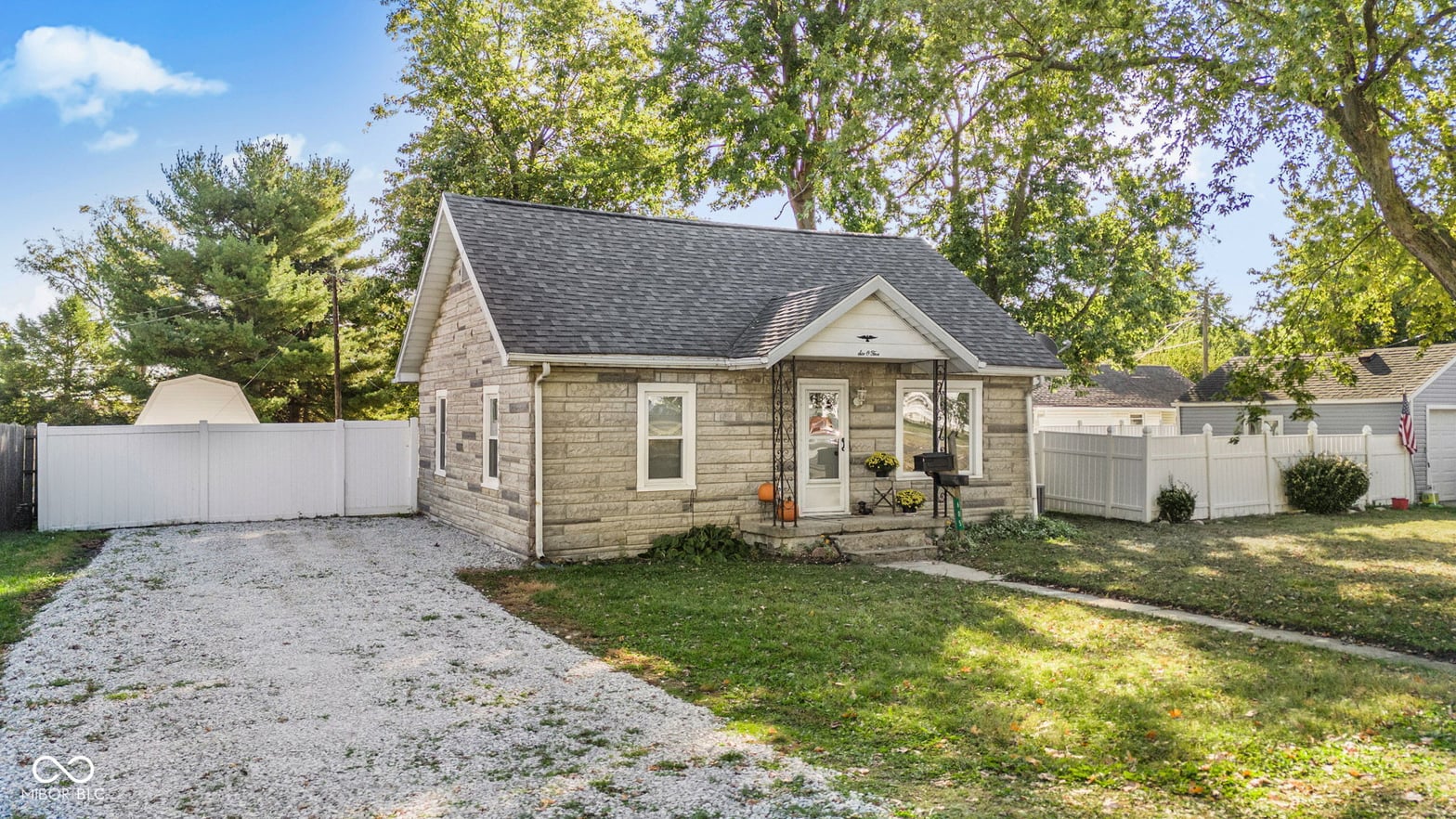 Photo of 605 S Fanning Street, Sheridan, IN