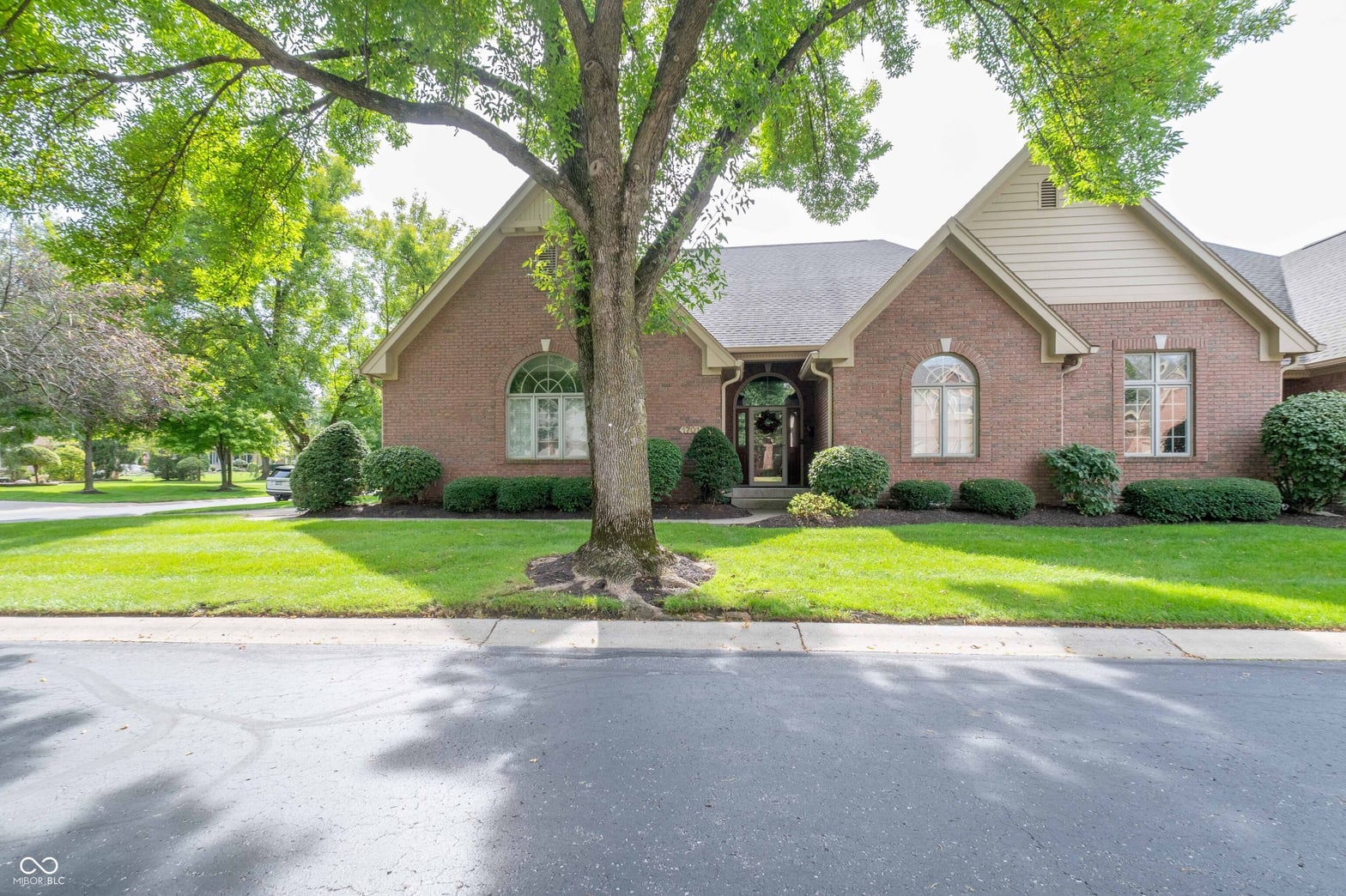 Photo of 1701 Pathway Drive N, Greenwood, IN