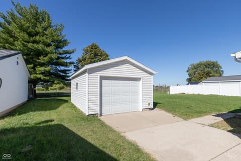 Photo of 4620 Autumn Ridge Drive, Columbus, IN