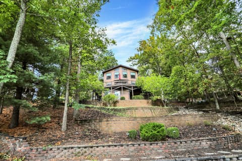 Photo of 4465 Grouse Drive, Trafalgar, IN