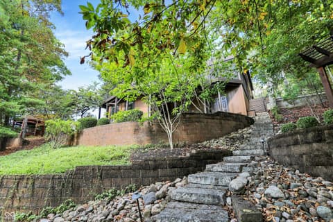 Photo of 4465 Grouse Drive, Trafalgar, IN