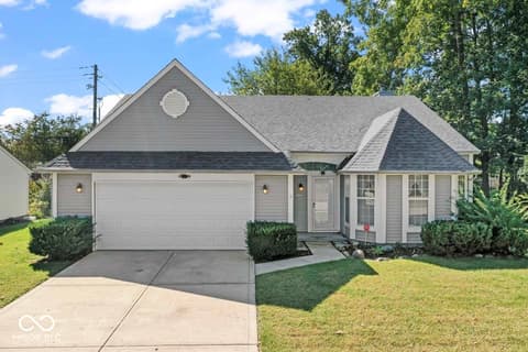 6737 Decatur Commons