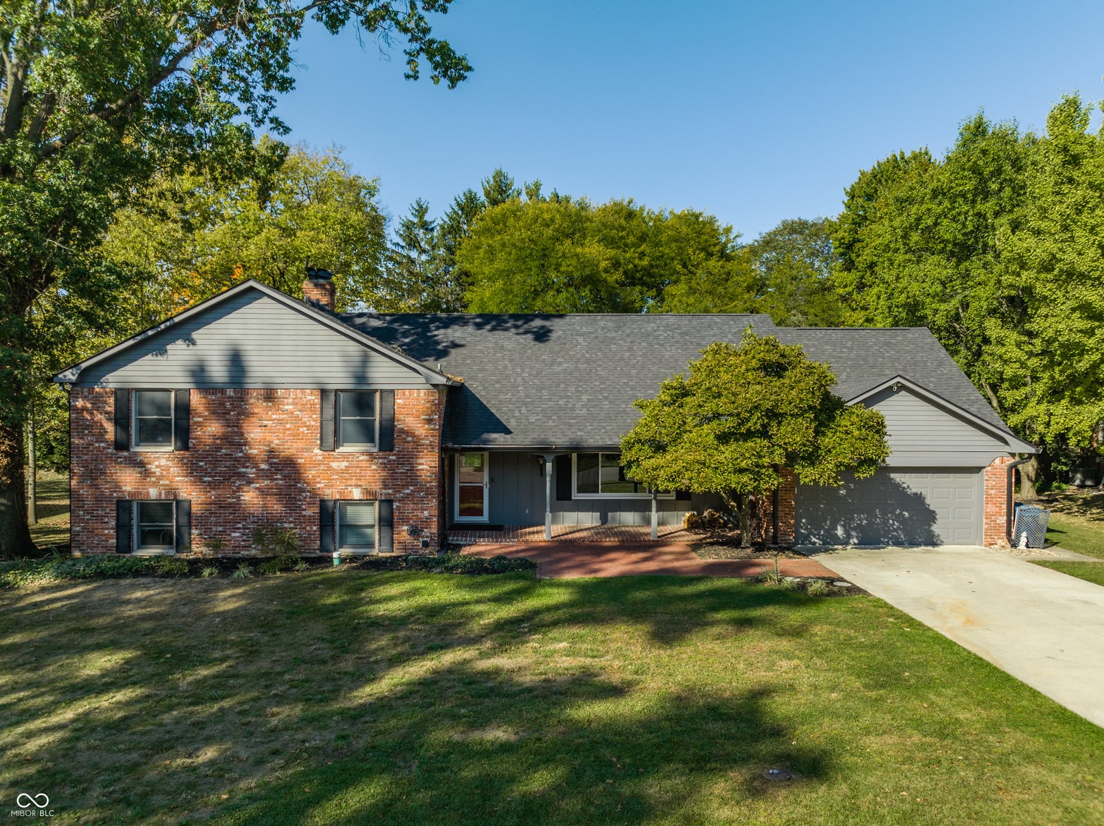 Photo of 10726 Lakeview Drive, Carmel, IN