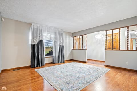Photo of 309 N 350 W, Greenfield, IN