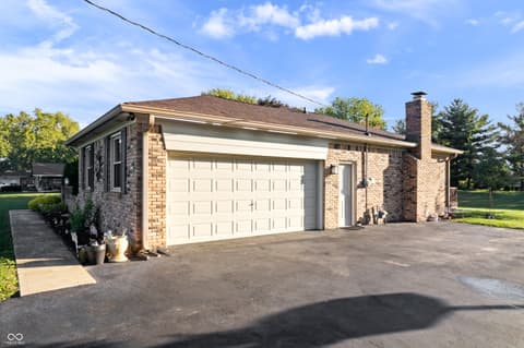 Photo of 309 N 350 W, Greenfield, IN