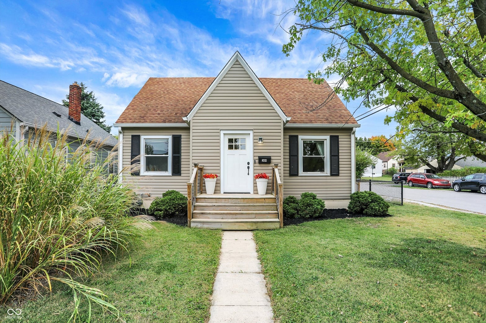 Front exterior at 301 N 17th Avenue, Beech Grove, IN