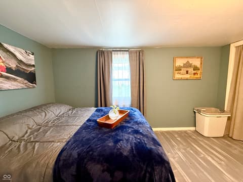 Bedroom at 706.5 John Street, Crawfordsville, IN