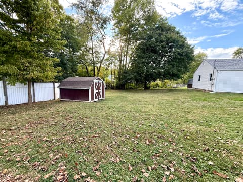 Yard at 706.5 John Street, Crawfordsville, IN