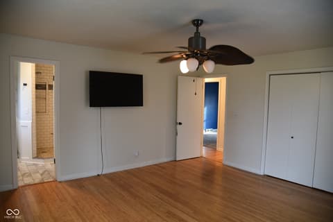 Photo of 9 Locksley Court, Bedford, IN