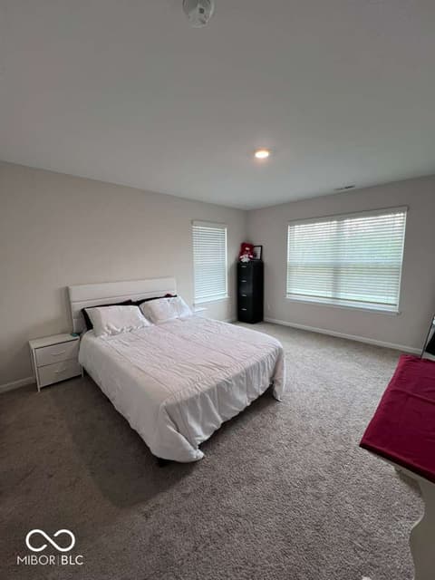 Photo of 1466 Fleming Drive, Greenfield, IN