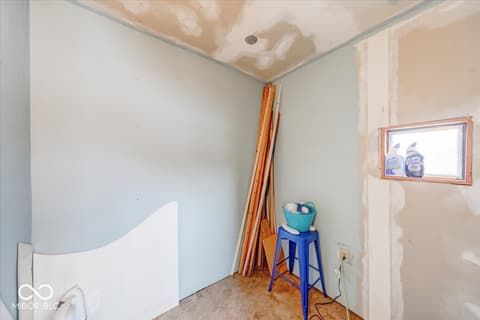 Photo of 9179 N County Road 300 W, Lucerne, IN