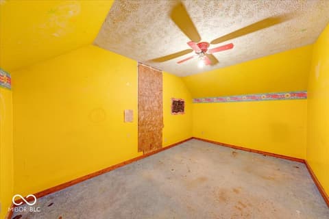 Photo of 9179 N County Road 300 W, Lucerne, IN