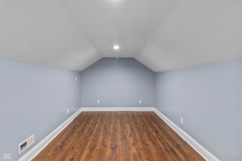 Photo of 1052 W 35th Street, Indianapolis, IN
