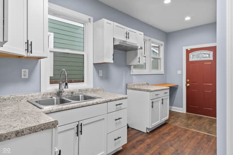 Photo of 1052 W 35th Street, Indianapolis, IN