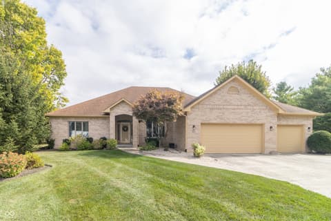 1057 N Cambridge Court