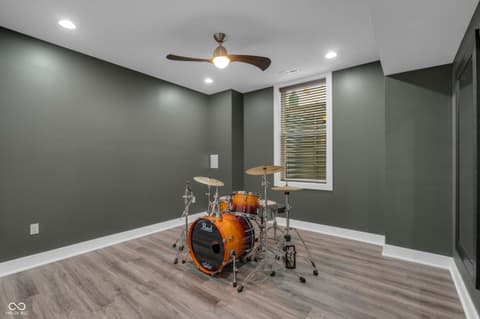 Game Room — 1540 Central Avenue, Indianapolis, IN