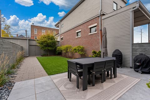 Outdoor living area at 1540 Central Avenue, Indianapolis, IN