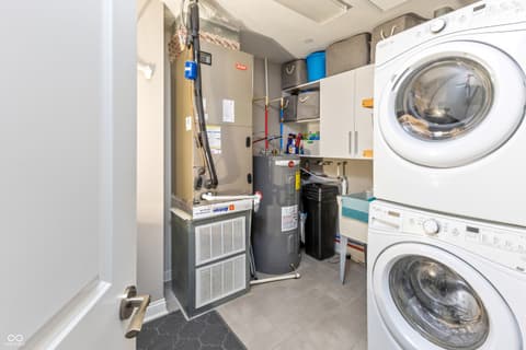 Laundry room at 333 Massachusetts Avenue, Indianapolis, IN