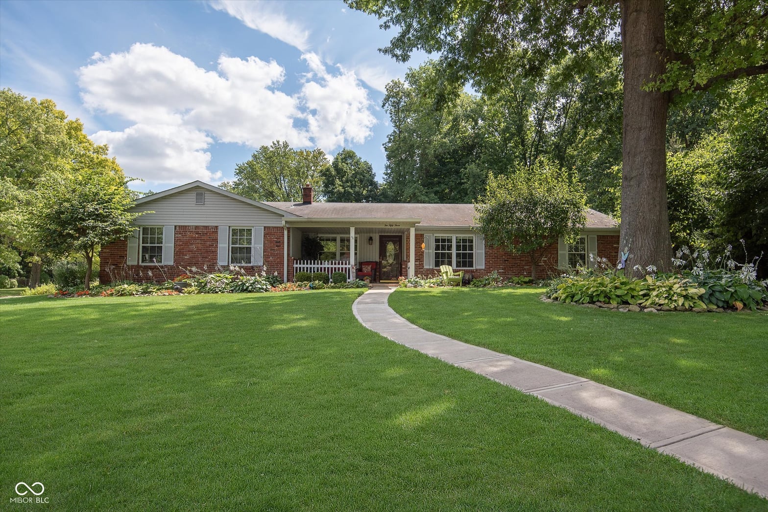 Front exterior at 253 Brierley Way, Carmel, IN