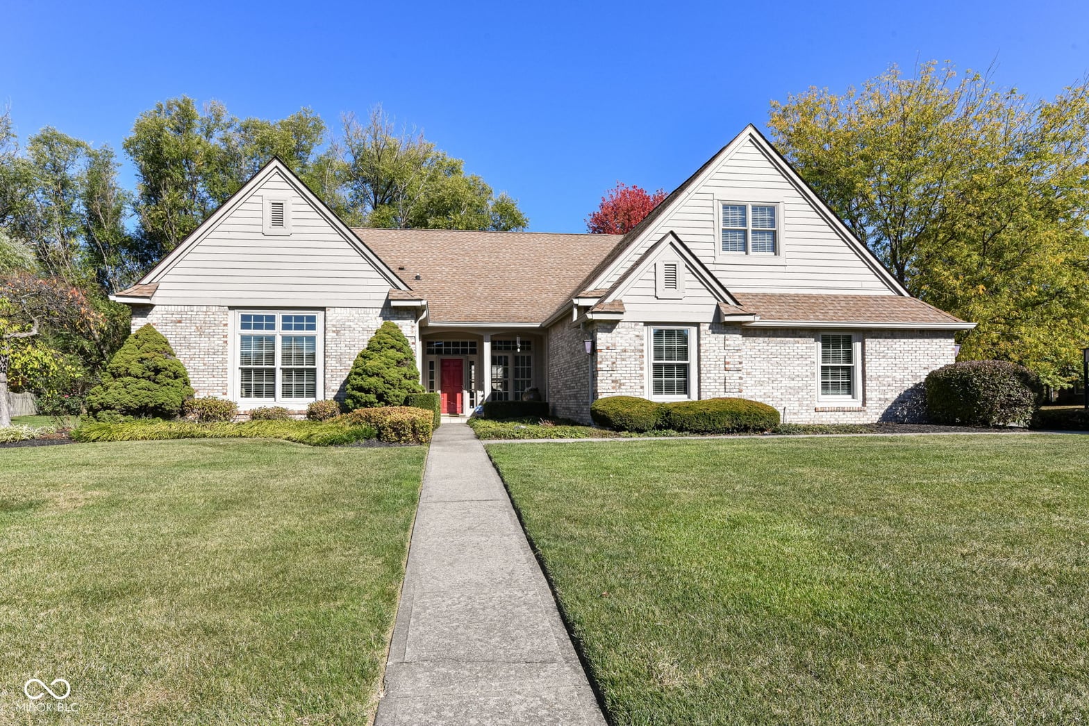 Photo of 2484 Royal Boulevard, Carmel, IN