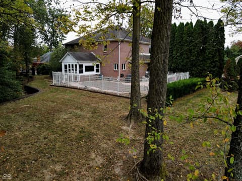 Photo of 5773 Station Hill Drive, Avon, IN