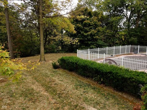 Photo of 5773 Station Hill Drive, Avon, IN