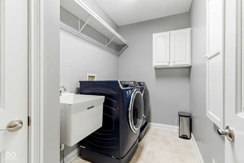 Laundry room at 5773 Station Hill Drive, Avon, IN