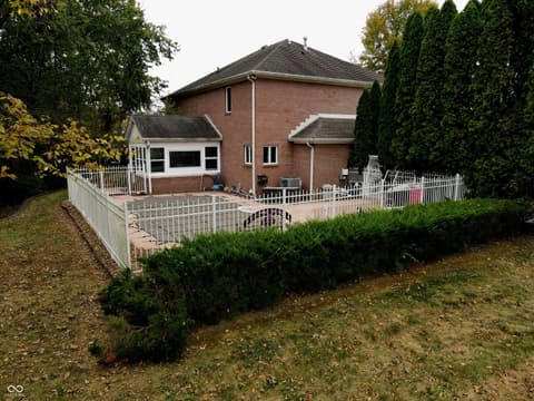 Photo of 5773 Station Hill Drive, Avon, IN