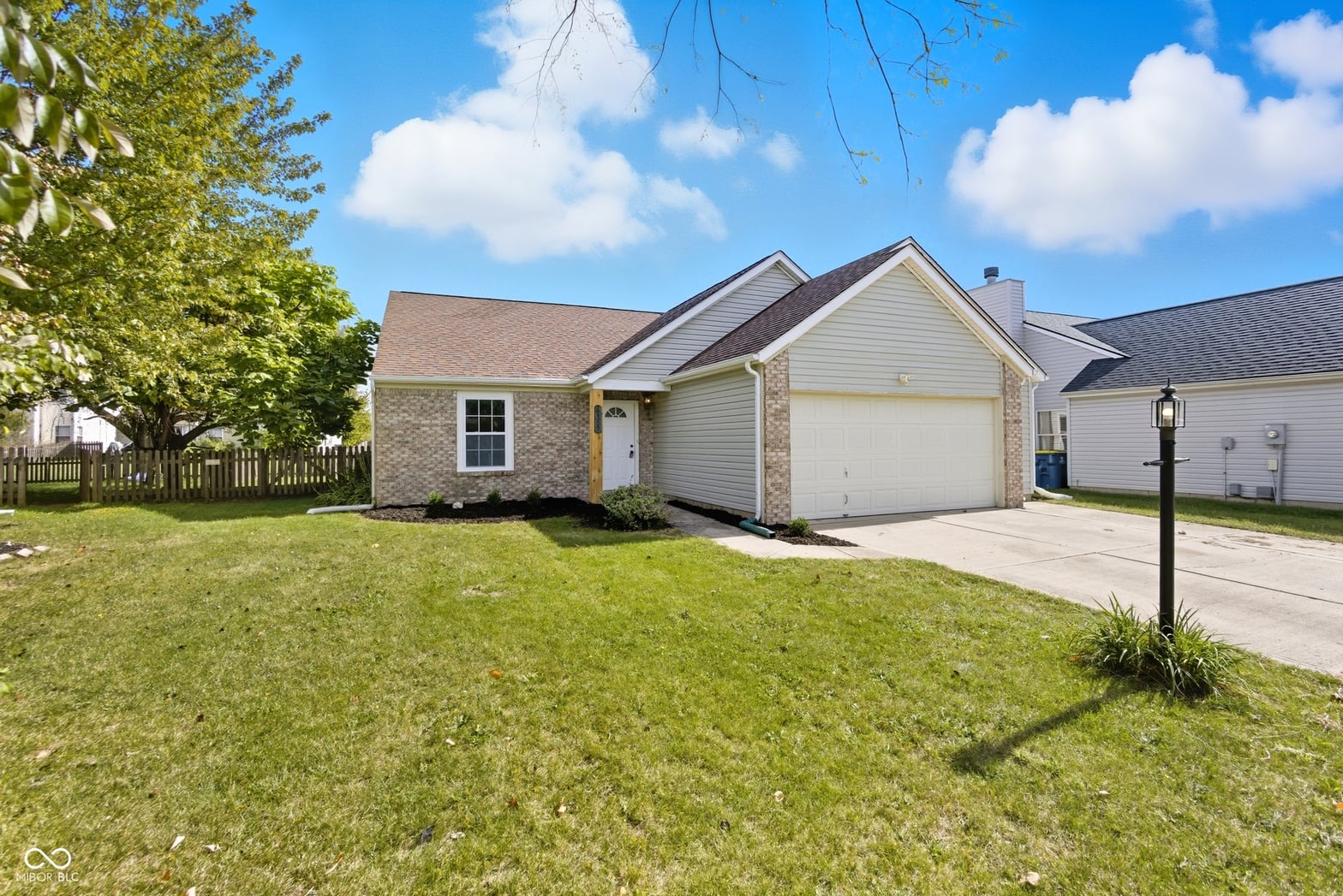Photo of 12307 Chiseled Stone Drive, Fishers, IN