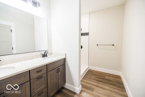 Primary bathroom at 106 Pin Oak Road, Spencer, IN