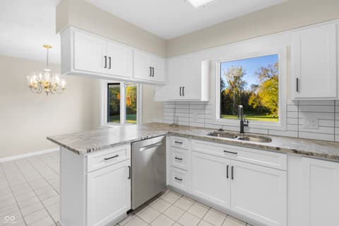 Photo of 11775 E State Road 7, Elizabethtown, IN