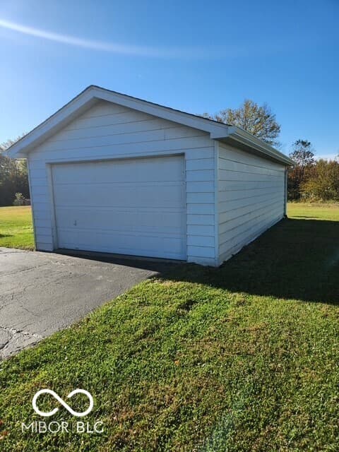 Photo of 11775 E State Road 7, Elizabethtown, IN