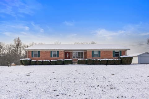 Photo of 11775 E State Road 7, Elizabethtown, IN