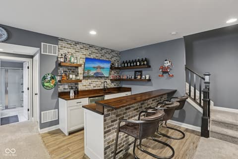 Bar — 693 McNamara Court, Carmel, IN