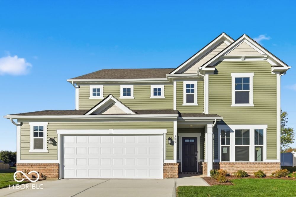 Front exterior at 306 N Bur Oak Drive, Mooresville, IN