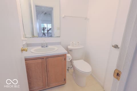 Photo of 8132 Lynn Drive, Indianapolis, IN