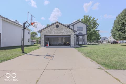 Photo of 8132 Lynn Drive, Indianapolis, IN