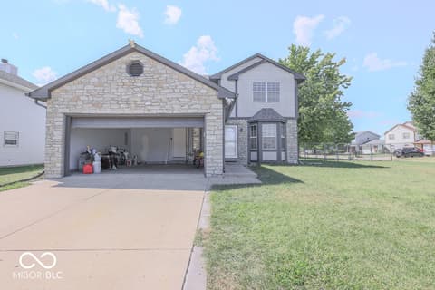 Photo of 8132 Lynn Drive, Indianapolis, IN