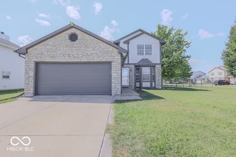 Photo of 8132 Lynn Drive, Indianapolis, IN