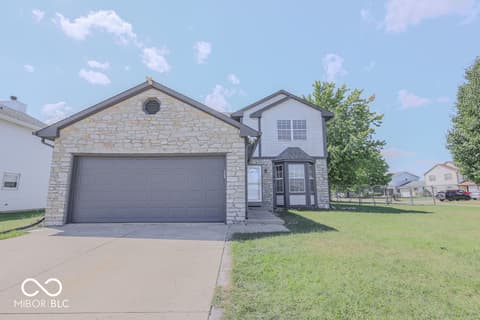 Photo of 8132 Lynn Drive, Indianapolis, IN