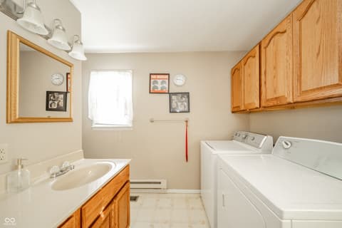 Photo of 206 W Main Street, Sulphur Springs, IN