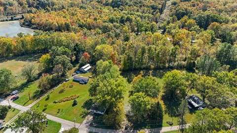 Photo of 4987 Aqua Isle Road, Nashville, IN