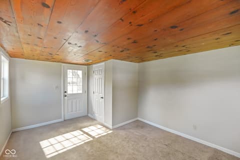 Photo of 4987 Aqua Isle Road, Nashville, IN