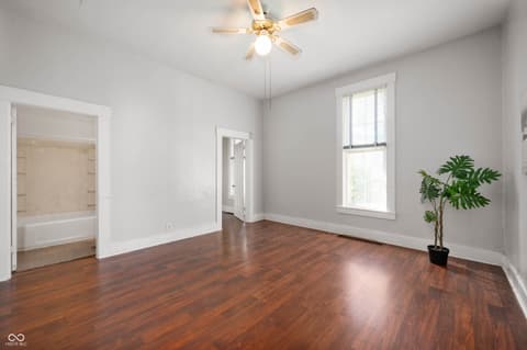 Photo of 321 N Main Street, New Castle, IN