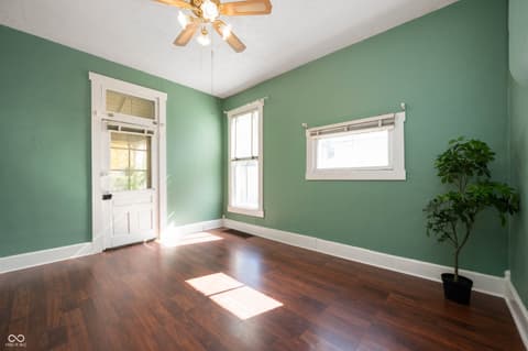 Photo of 321 N Main Street, New Castle, IN