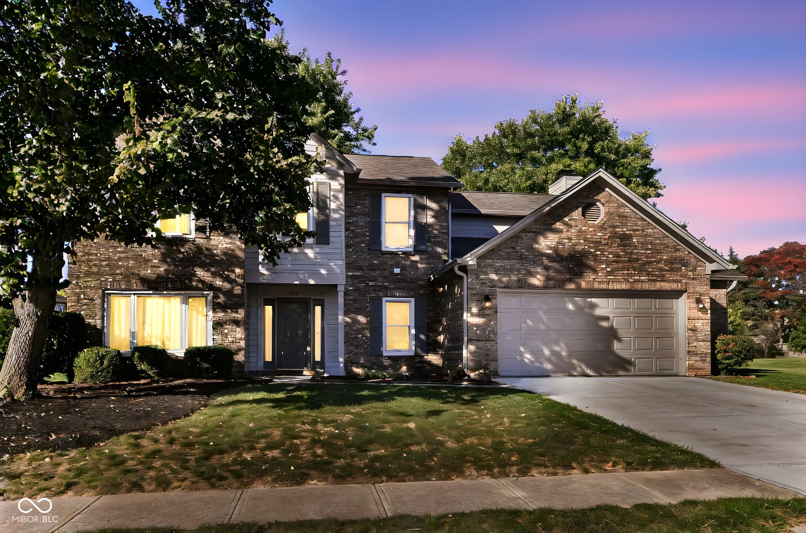 Front exterior at 913 Timber Creek Drive, Indianapolis, IN