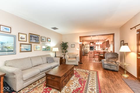 Family room at 913 Timber Creek Drive, Indianapolis, IN