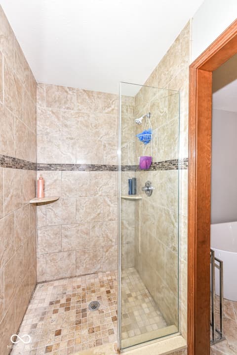 Primary bathroom at 913 Timber Creek Drive, Indianapolis, IN